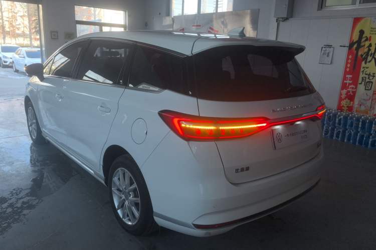Used BYD Song MAX 2021 Upgraded Model 1.5T Manual Luxury 7-Seater Exterior 3
