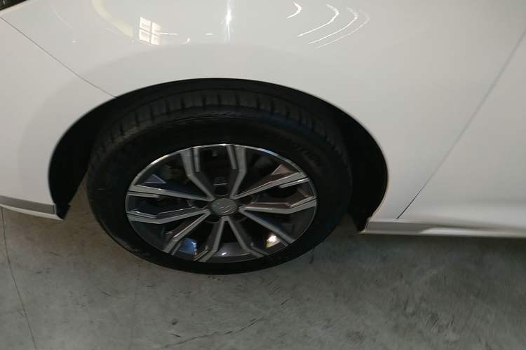 Used BYD Song MAX 2021 Upgraded Model 1.5T Automatic Prestige 6-Seater Exterior 3