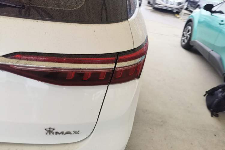 Used BYD Song MAX 2021 Upgraded Model 1.5T Automatic Luxury 7-Seater Exterior 3