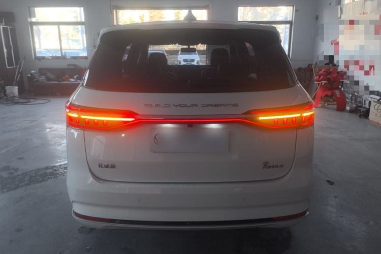 Used BYD Song MAX 2021 Upgraded Model 1.5T Manual Luxury 7-Seater Exterior 4