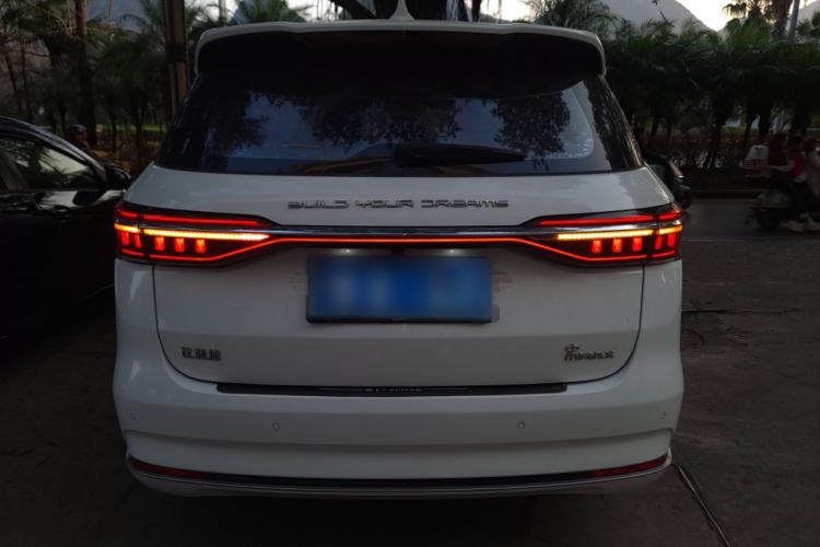 Used BYD Song MAX 2021 Upgraded Model 1.5T Automatic Luxury 7-Seater Exterior 4