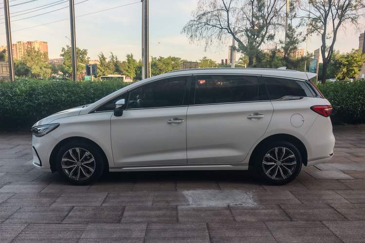 Used BYD Song MAX 2021 Upgraded Model 1.5T Automatic Luxury 7-Seater Exterior 5