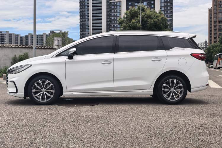 Used BYD Song MAX 2021 Upgraded Model 1.5T Automatic Prestige 7-Seater Exterior 6
