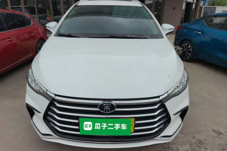 Used BYD Song MAX 2021 Upgraded Model 1.5T Automatic Luxury 6-Seater Front