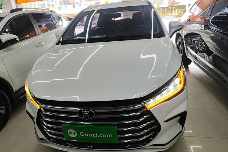 Used BYD Song MAX 2021 Upgraded Model 1.5T Automatic Luxury 7-Seater Front