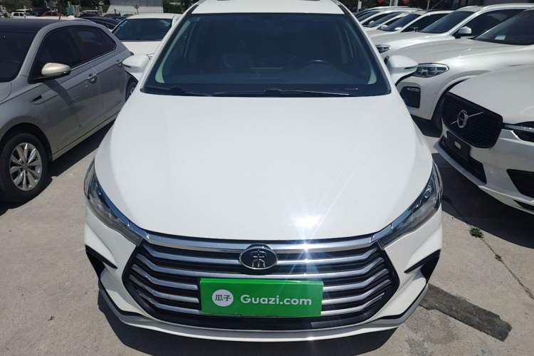 Used BYD Song MAX 2021 Upgraded Model 1.5T Automatic Luxury 7-Seater Front