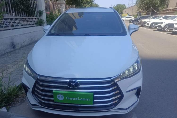 Used BYD Song MAX 2021 Upgraded Model 1.5T Automatic Luxury 7-Seater Front
