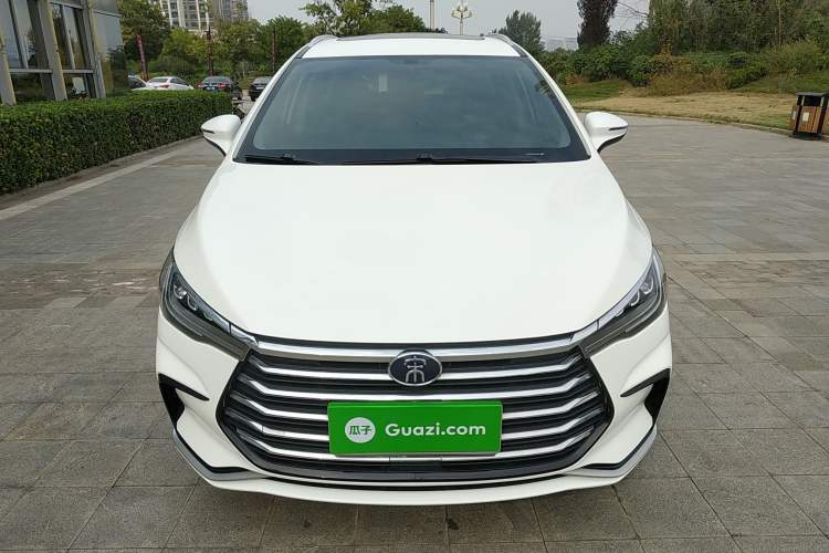 Used BYD Song MAX 2021 Upgraded Model 1.5T Automatic Luxury 7-Seater Front