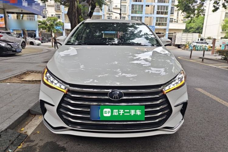 Used BYD Song MAX 2021 Upgraded Model 1.5T Automatic Luxury 6-Seater Front