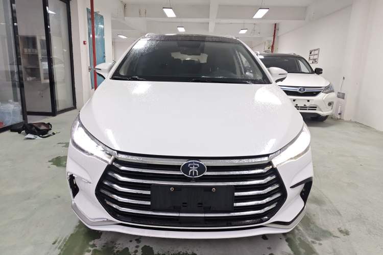 Used BYD Song MAX 2021 Upgraded Model 1.5T Automatic Prestige 7-Seater Front