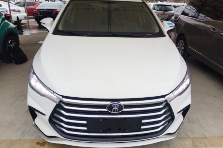 Used BYD Song MAX 2021 Upgraded Model 1.5T Automatic Luxury 7-Seater Front