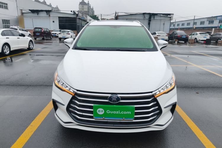 Used BYD Song MAX 2021 Upgraded Model 1.5T Automatic Luxury 7-Seater Front
