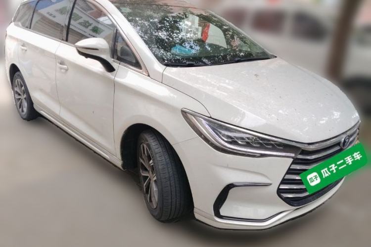 Used BYD Song MAX 2021 Upgraded Model 1.5T Automatic Prestige 7-Seater Front Right 45 Deg