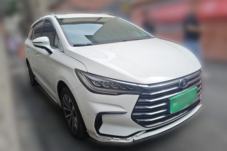 Used BYD Song MAX 2021 Upgraded Model 1.5T Automatic Luxury 7-Seater Front Right 45 Deg