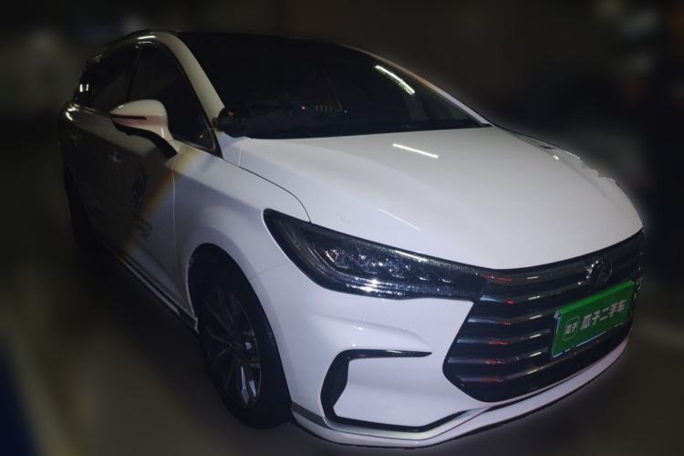 Used BYD Song MAX 2021 Upgraded Model 1.5T Automatic Prestige 7-Seater Front Right 45 Deg