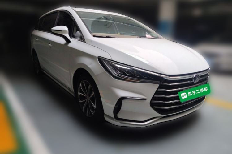 Used BYD Song MAX 2021 Upgraded Model 1.5T Automatic Luxury 7-Seater Front Right 45 Deg