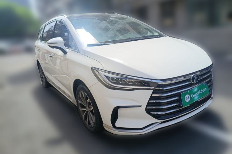 Used BYD Song MAX 2021 Upgraded Model 1.5T Automatic Flagship Version with 6 Seats Front Right 45 Deg