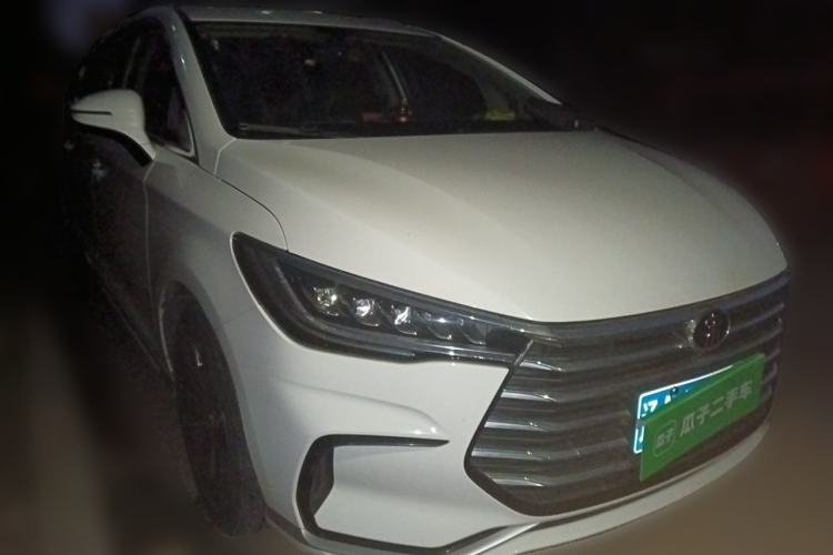 Used BYD Song MAX 2021 Upgraded Model 1.5T Automatic Luxury 6-Seater Front Right 45 Deg