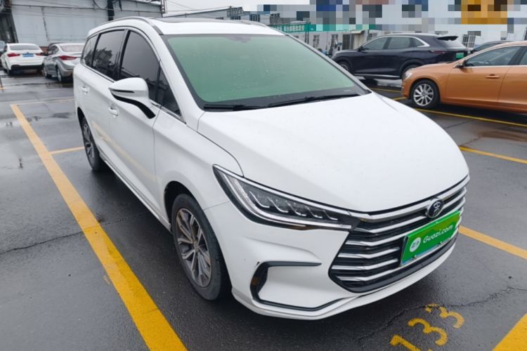 Used BYD Song MAX 2021 Upgraded Model 1.5T Automatic Luxury 7-Seater Front Right 45 Deg