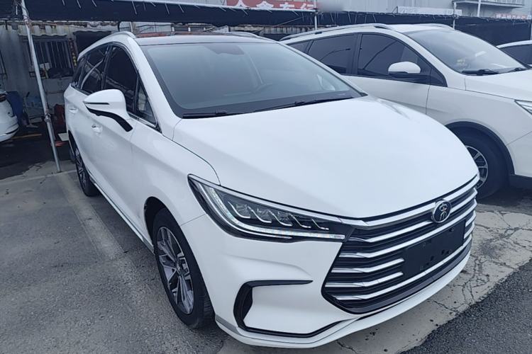 Used BYD Song MAX 2021 Upgraded Model 1.5T Automatic Prestige 7-Seater Front Right 45 Deg
