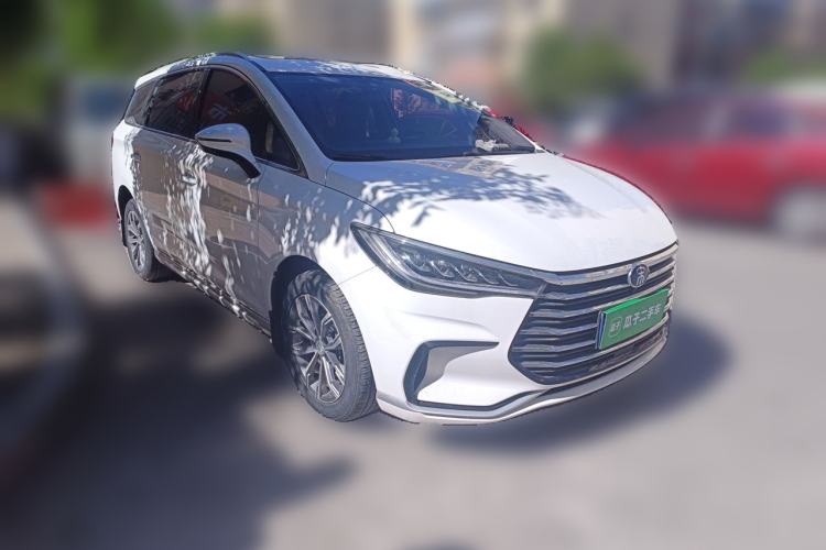 Used BYD Song MAX 2021 Upgraded Model 1.5T Automatic Luxury 6-Seater Front Right 45 Deg