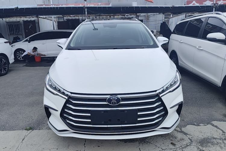 Used BYD Song MAX 2021 Upgraded Model 1.5T Automatic Prestige 7-Seater Front