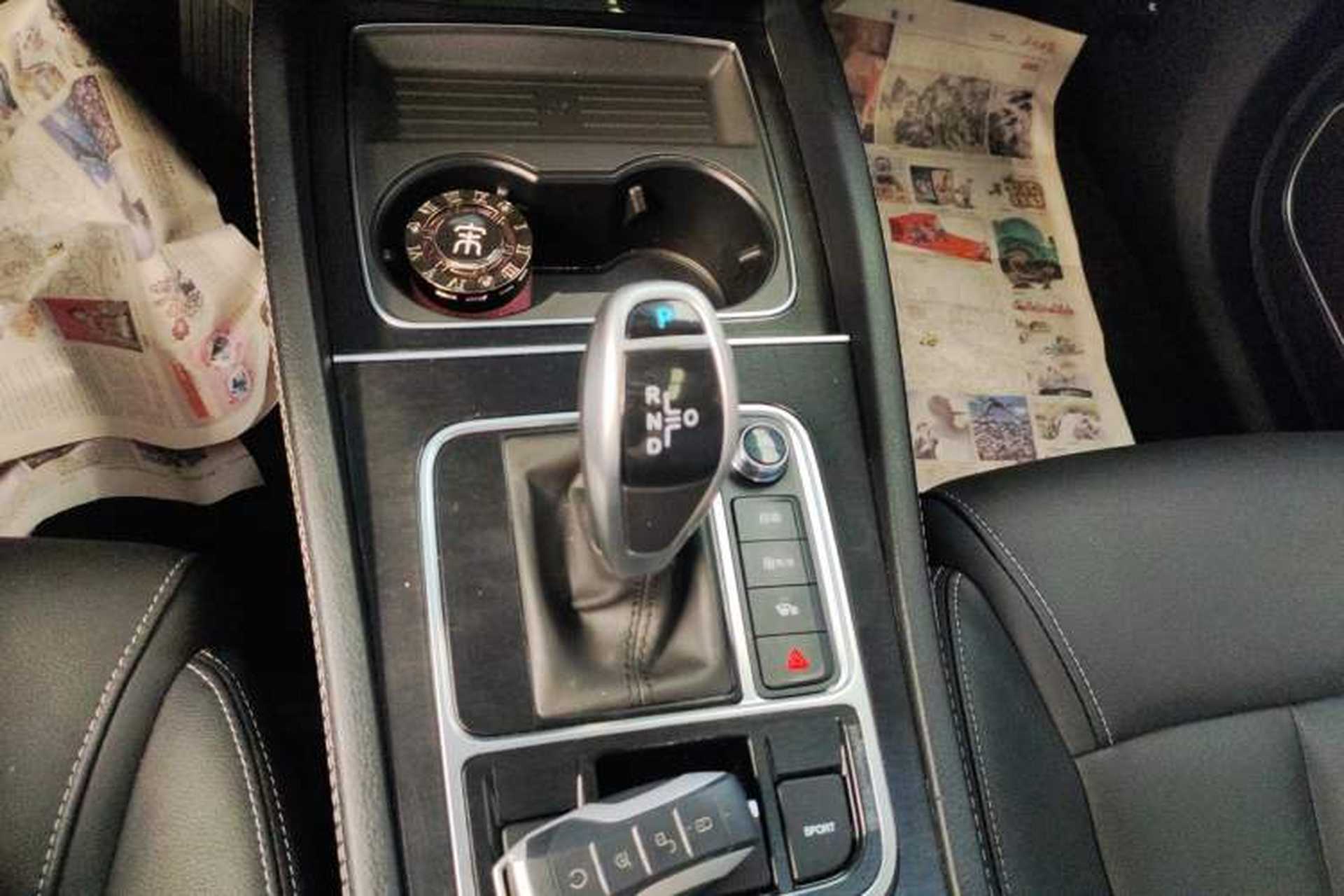 Used BYD Song MAX 2021 Upgraded Model 1.5T Automatic Luxury 6-Seater Gear Lever