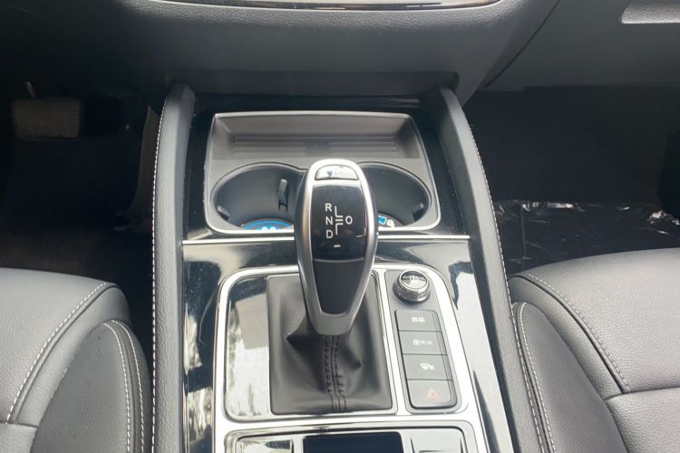 Used BYD Song MAX 2021 Upgraded Model 1.5T Automatic Luxury 7-Seater Gear Lever