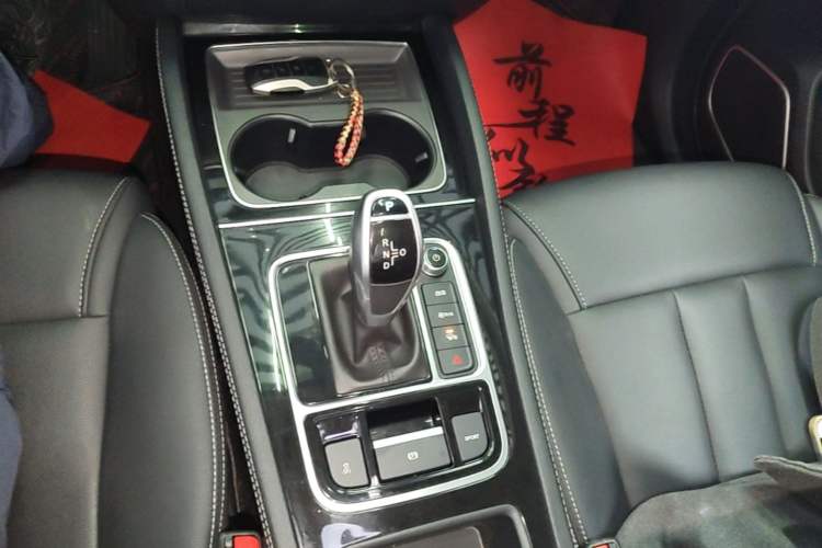 Used BYD Song MAX 2021 Upgraded Model 1.5T Automatic Luxury 6-Seater Gear Lever