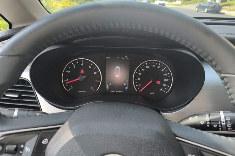 Used BYD Song MAX 2021 Upgraded Model 1.5T Automatic Luxury 6-Seater Instrument Cluster