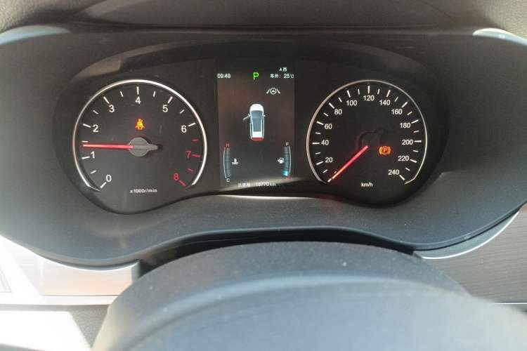 Used BYD Song MAX 2021 Upgraded Model 1.5T Automatic Flagship Version with 6 Seats Instrument Cluster