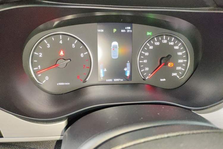 Used BYD Song MAX 2021 Upgraded Model 1.5T Automatic Luxury 6-Seater Instrument Cluster