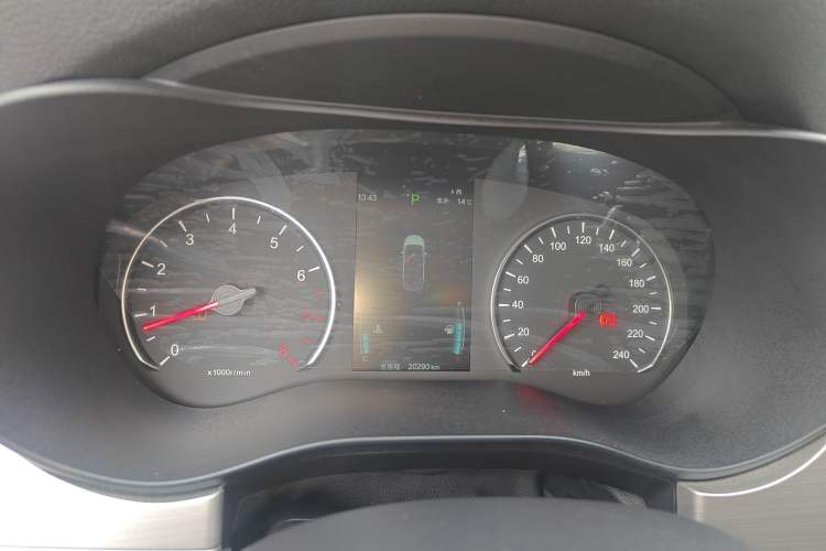 Used BYD Song MAX 2021 Upgraded Model 1.5T Automatic Luxury 6-Seater Instrument Cluster