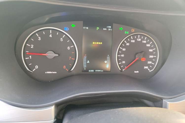 Used BYD Song MAX 2021 Upgraded Model 1.5T Automatic Luxury 6-Seater Instrument Cluster