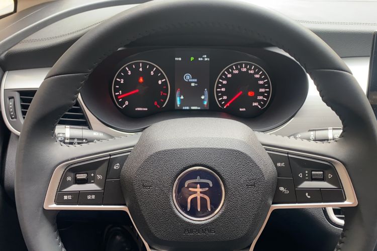 Used BYD Song MAX 2021 Upgraded Model 1.5T Automatic Luxury 7-Seater Instrument Cluster