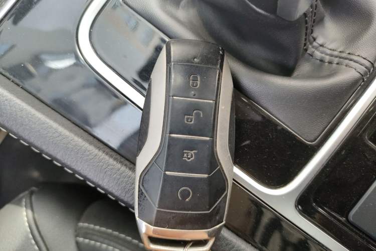 Used BYD Song MAX 2021 Upgraded Model 1.5T Automatic Luxury 7-Seater Interior 1