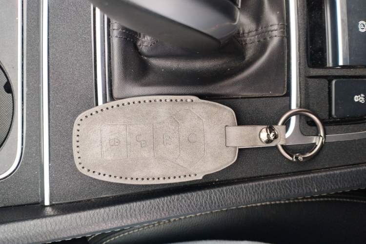 Used BYD Song MAX 2021 Upgraded Model 1.5T Automatic Luxury 7-Seater Interior 1
