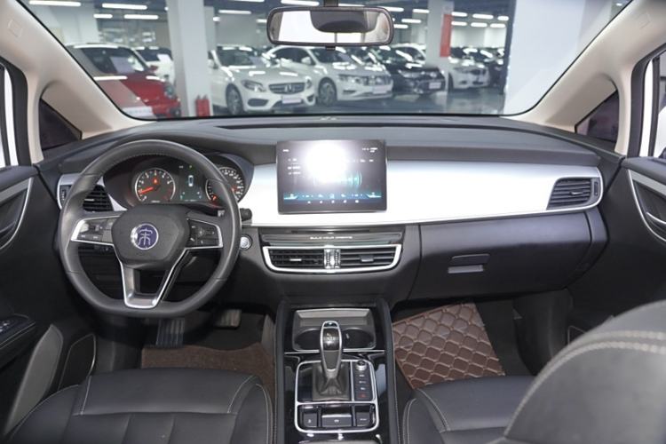 Used BYD Song MAX 2021 Upgraded Model 1.5T Automatic Luxury 7-Seater Interior 1