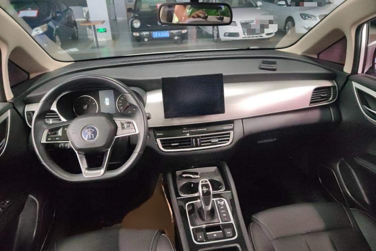 Used BYD Song MAX 2021 Upgraded Model 1.5T Automatic Luxury 7-Seater Interior 2