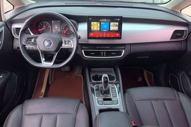 Used BYD Song MAX 2021 Upgraded Model 1.5T Automatic Luxury 7-Seater Interior 2