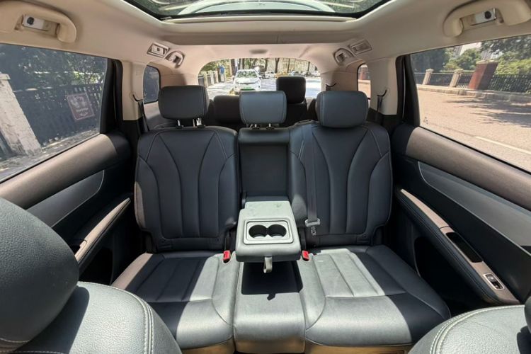Used BYD Song MAX 2021 Upgraded Model 1.5T Automatic Prestige 7-Seater Interior 4