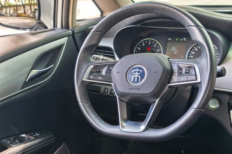 Used BYD Song MAX 2021 Upgraded Model 1.5T Automatic Luxury 7-Seater Interior 5