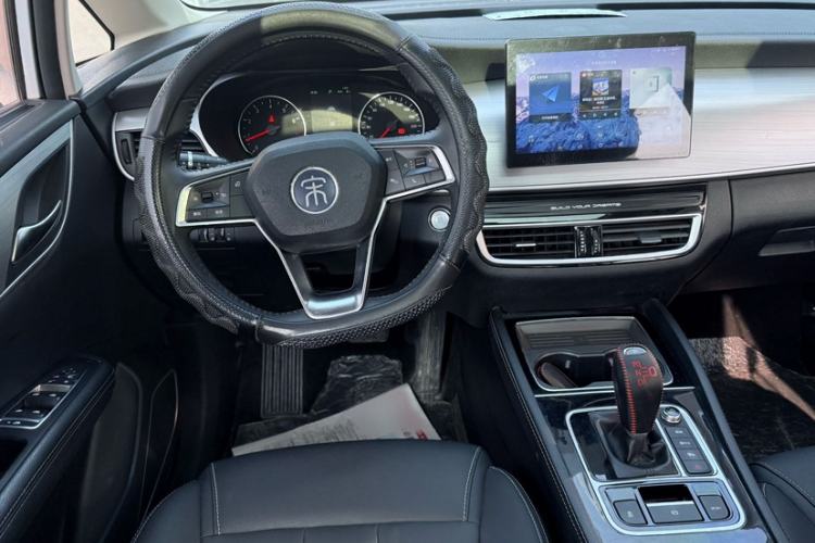 Used BYD Song MAX 2021 Upgraded Model 1.5T Automatic Luxury 7-Seater Interior 5