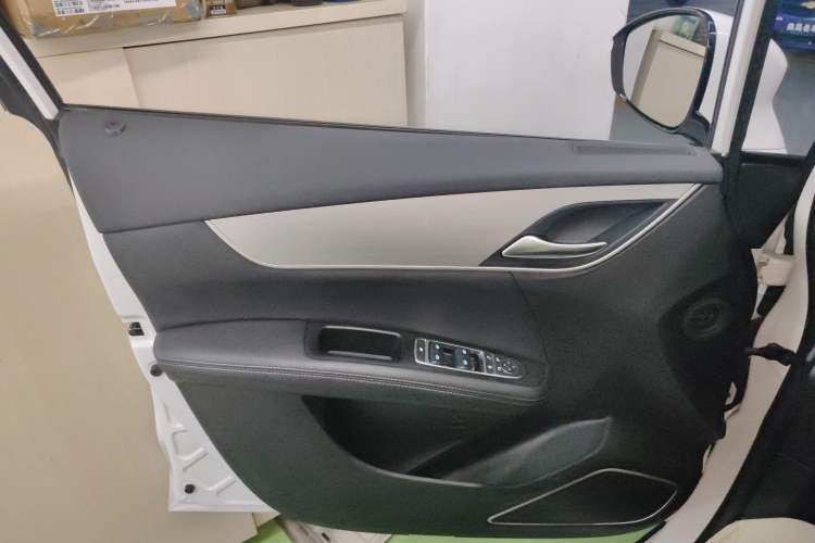Used BYD Song MAX 2021 Upgraded Model 1.5T Automatic Luxury 7-Seater Interior 7