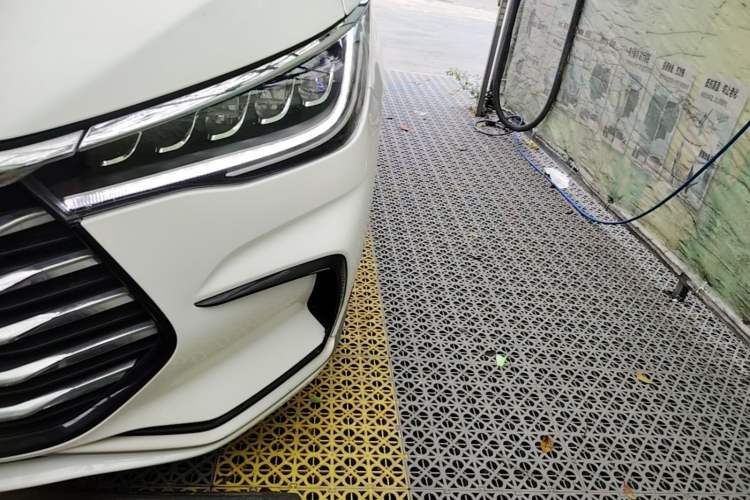 Used BYD Song MAX 2021 Upgraded Model 1.5T Automatic Luxury 7-Seater Left Front Headlight