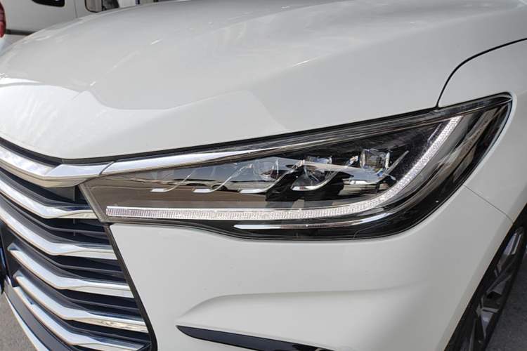 Used BYD Song MAX 2021 Upgraded Model 1.5T Automatic Prestige 6-Seater Left Front Headlight