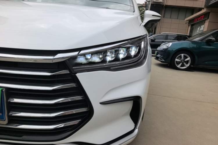 Used BYD Song MAX 2021 Upgraded Model 1.5T Automatic Luxury 6-Seater Left Front Headlight