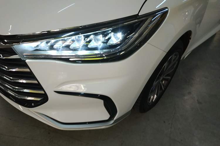 Used BYD Song MAX 2021 Upgraded Model 1.5T Automatic Prestige 6-Seater Left Front Headlight