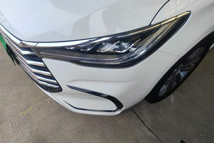 Used BYD Song MAX 2021 Upgraded Model 1.5T Automatic Luxury 6-Seater Left Front Headlight