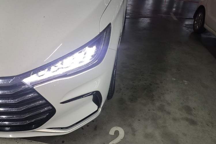Used BYD Song MAX 2021 Upgraded Model 1.5T Automatic Luxury 6-Seater Left Front Headlight